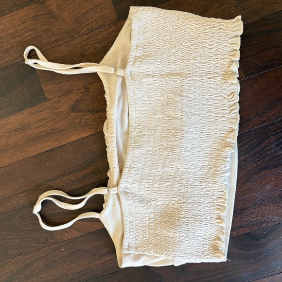 Cream Ruched Crop Top - Picture 4 of 6